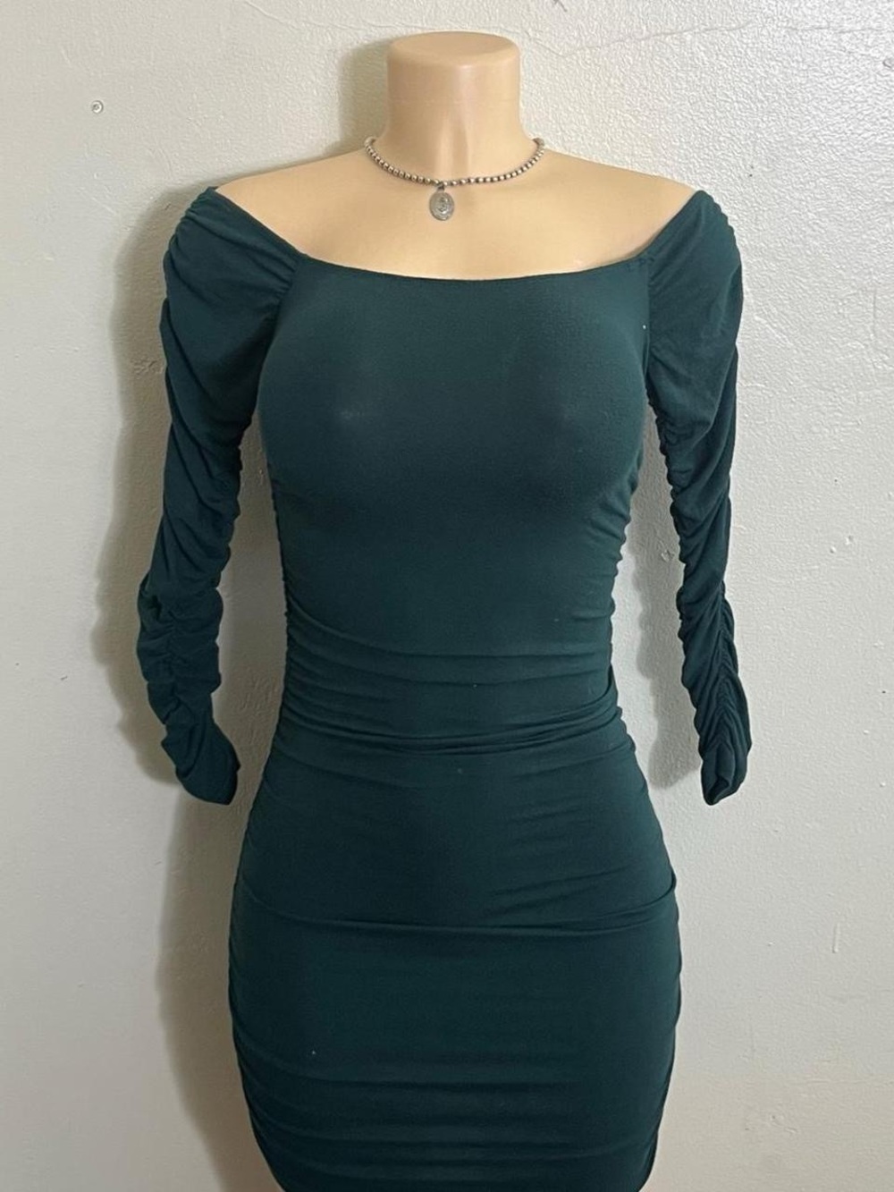 Off-Shoulder Long Sleeve Bodycon Dress in Dark Green
